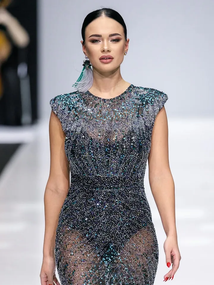 Яна Кошкина в платье ALLACOUTURE